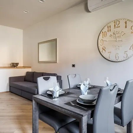 Sant'orsola Lägenhetshotell 4*